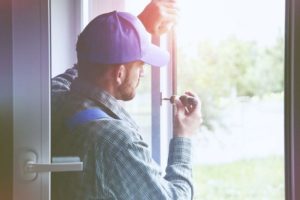 5 signes qu'il est temps de remplacer vos fenêtres