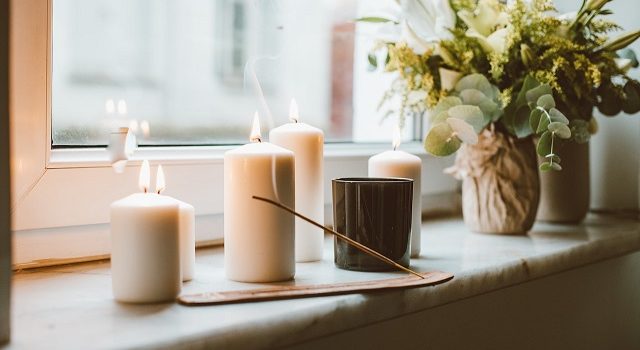 Huiles parfumées et encens naturels : pour favoriser son bien-être à la maison